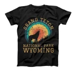 Grand Teton National Park Wyoming Wolf Hiking Nature Retro T-Shirt
