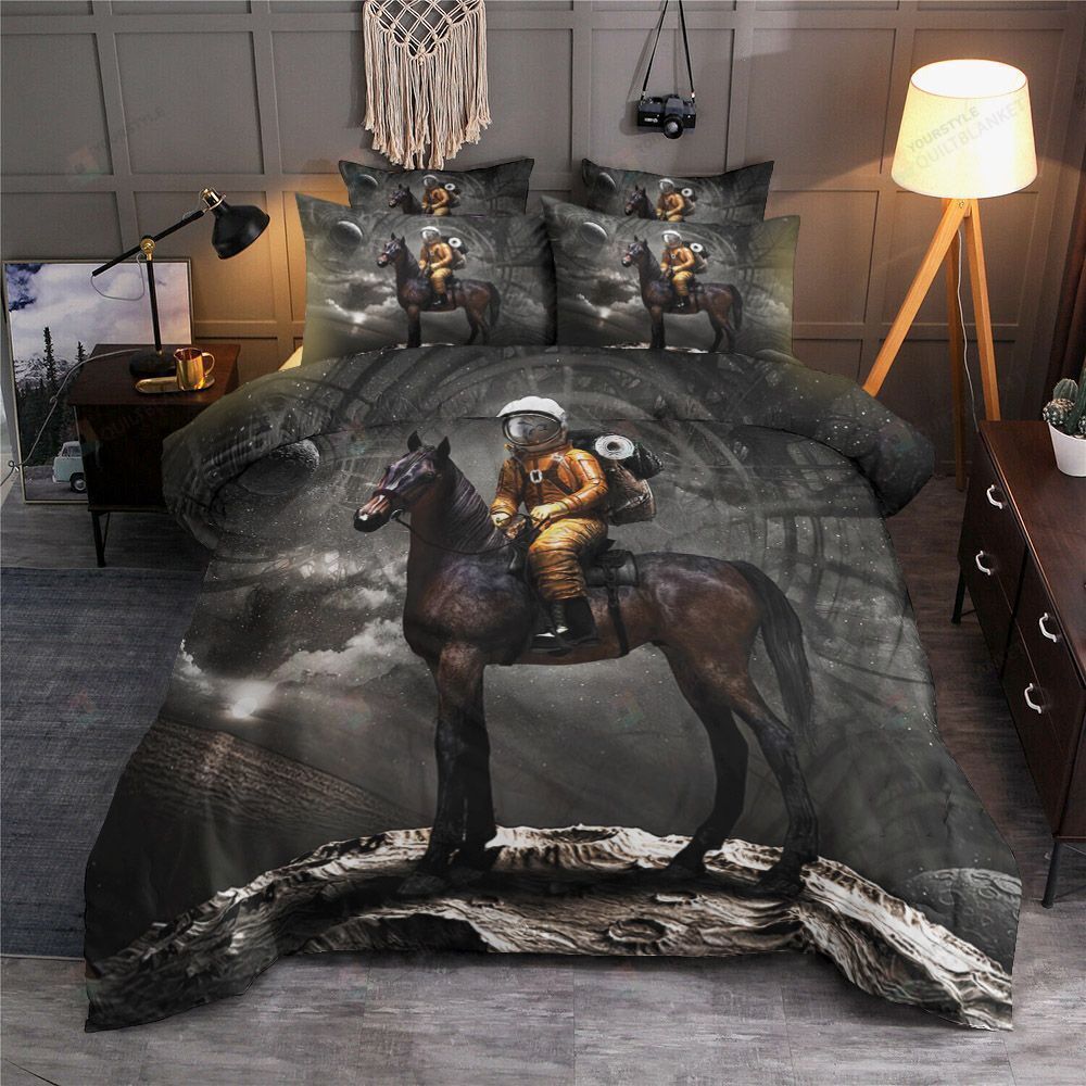 Personalized Bedding Set - Astronaut Riding Horse Included 1 Soft Duvet Cover or Quilt and 2 Lightweight Breathe Pillowcases