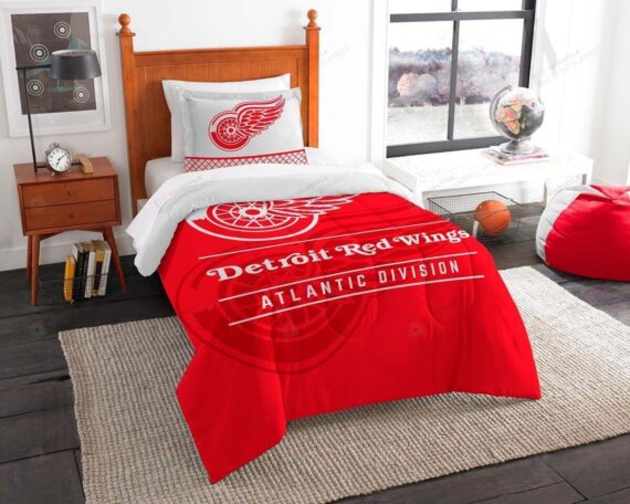 Personalized Bedding Set - Detroit Wings Included 1 Soft Duvet Cover or Quilt and 2 Lightweight Breathe Pillowcases