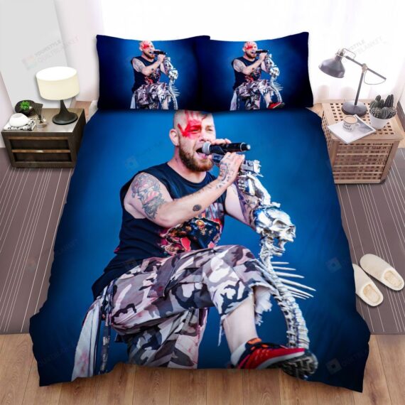 Personalized Bedding Set - Ivan Moody Live Five Finger Death Punch Spread Included 1 Soft Duvet Cover or Quilt and 2 Lightweight Breathe Pillowcases