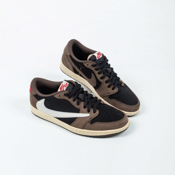 Jordan 1 Retro Low OG SP TraviScott