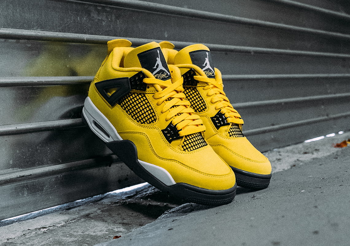 Jordan 4 Retro Lightning 2021