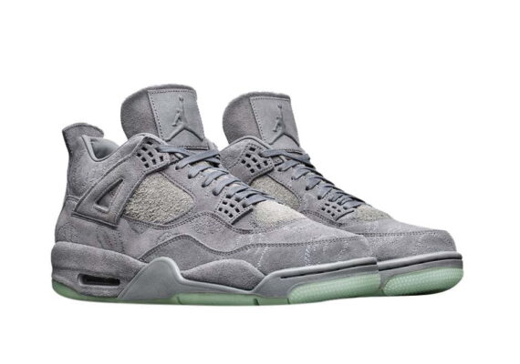 Jordan 4 x KAWS Gray 930155