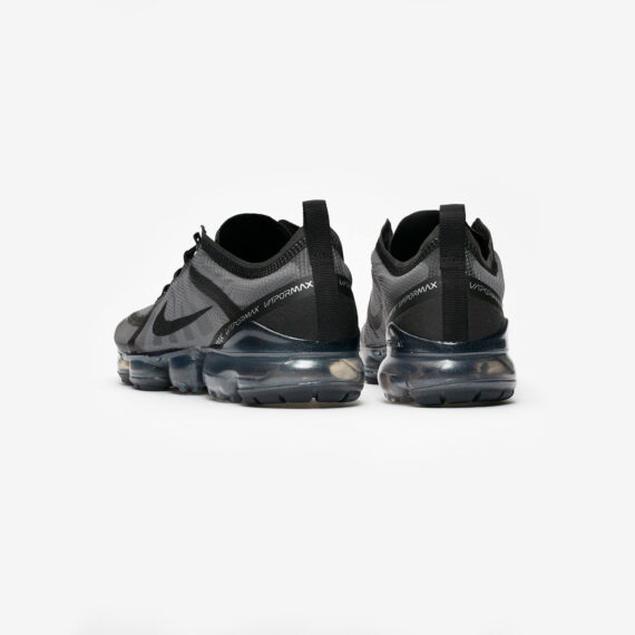 vapormax 2019 triple black